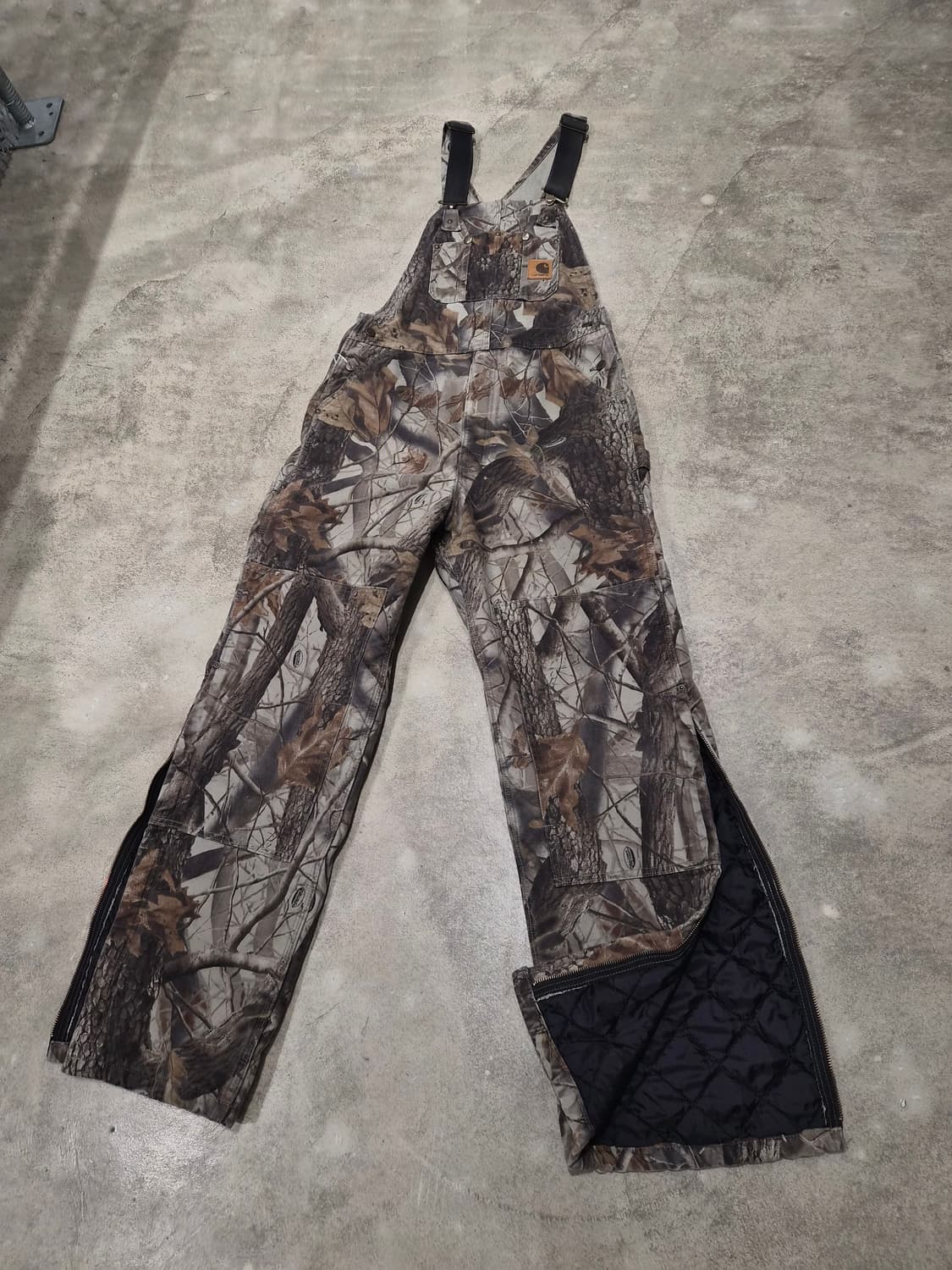 Carhartt 칼하트 카모 오버롤(멜빵바지) 상품이미지1