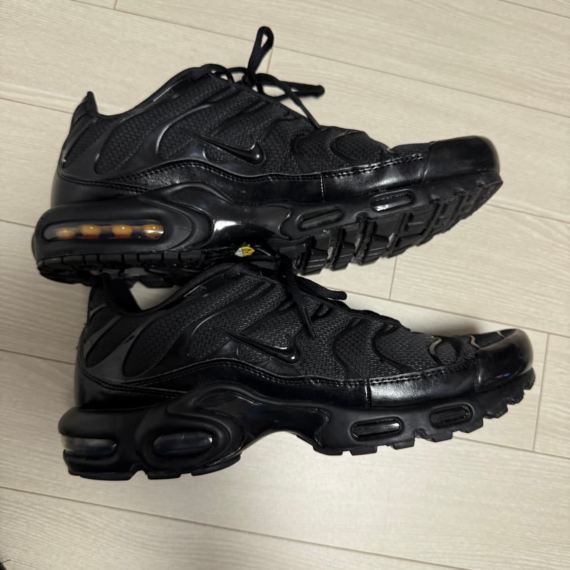 나이키 에어맥스 플러스 트리플블랙 300사이즈 상품이미지6