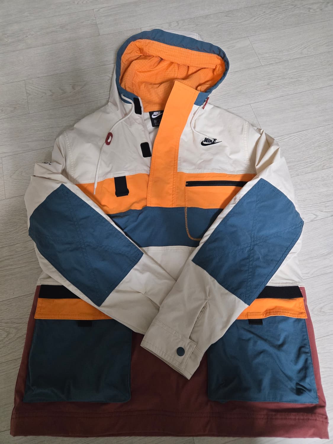 나이키 아노락 상품이미지1