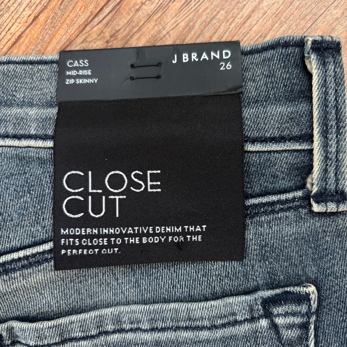 새제품 J 브랜드 지퍼 스키니진 25 슬림 데님 미국 수입 정품 상품이미지2