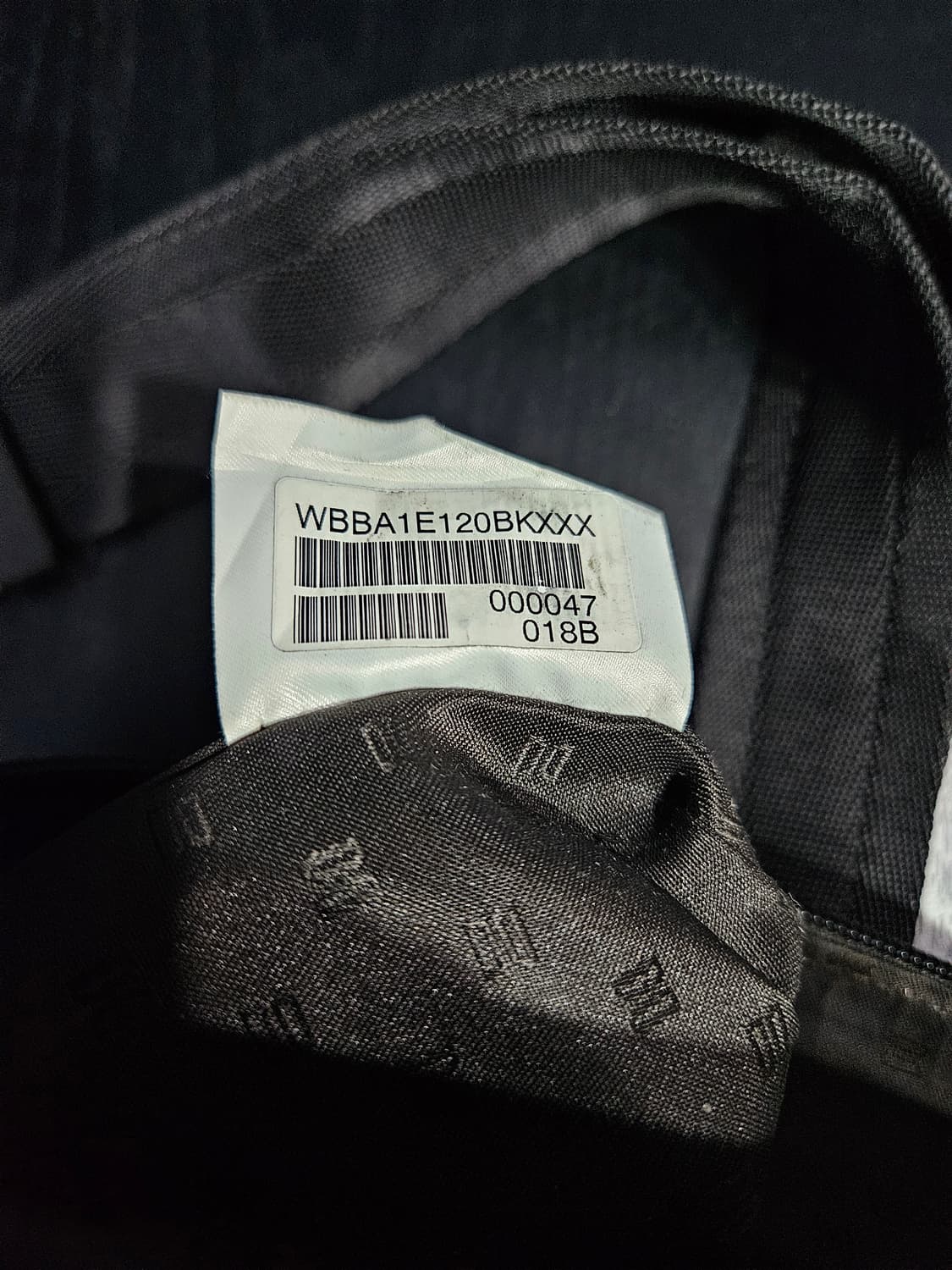 닥스 블랙 남성 크로스백  상품이미지9