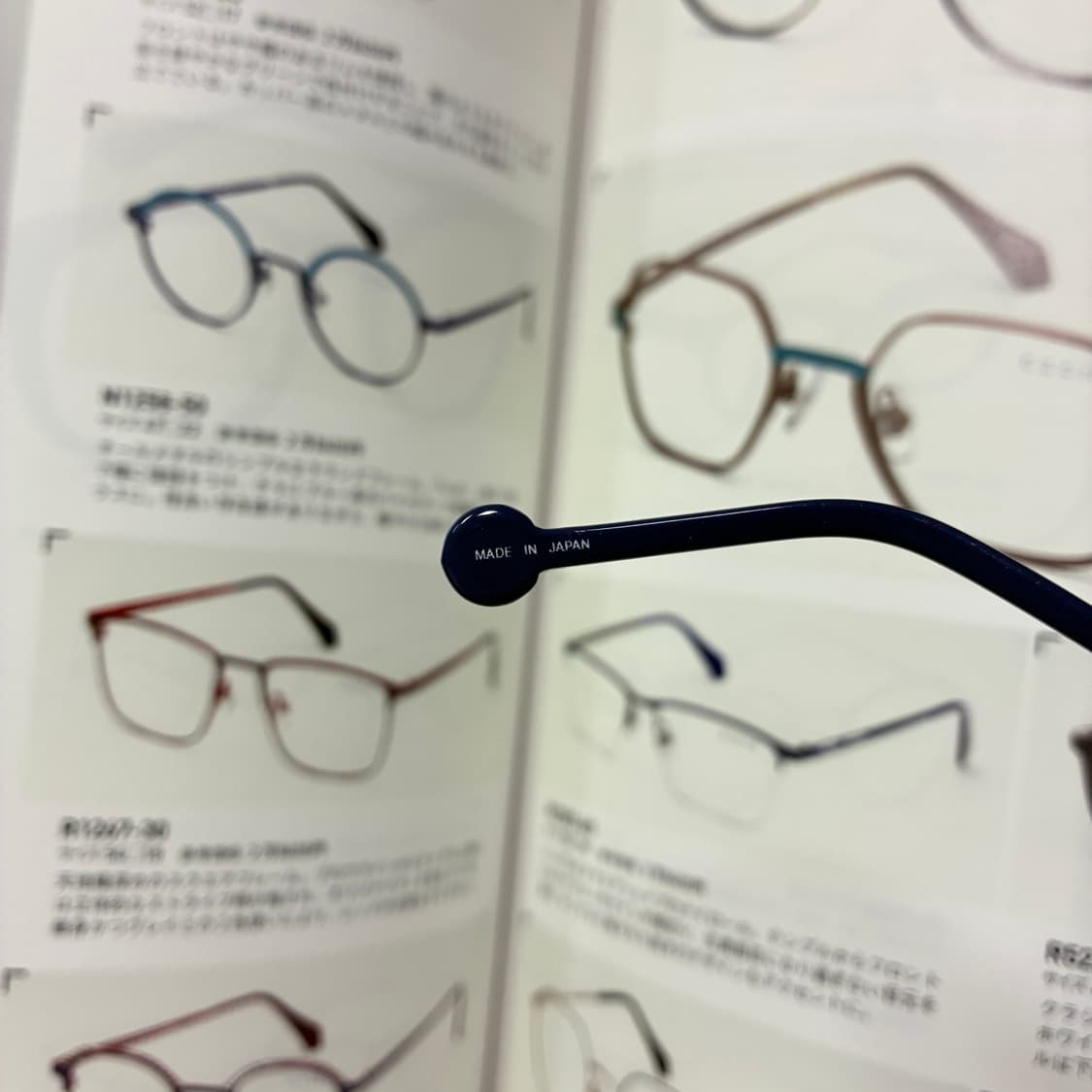 l.a. EYEWORKS 엘에이 아이웍스 네이비 스퀘어 티타늄 안경 상품이미지6