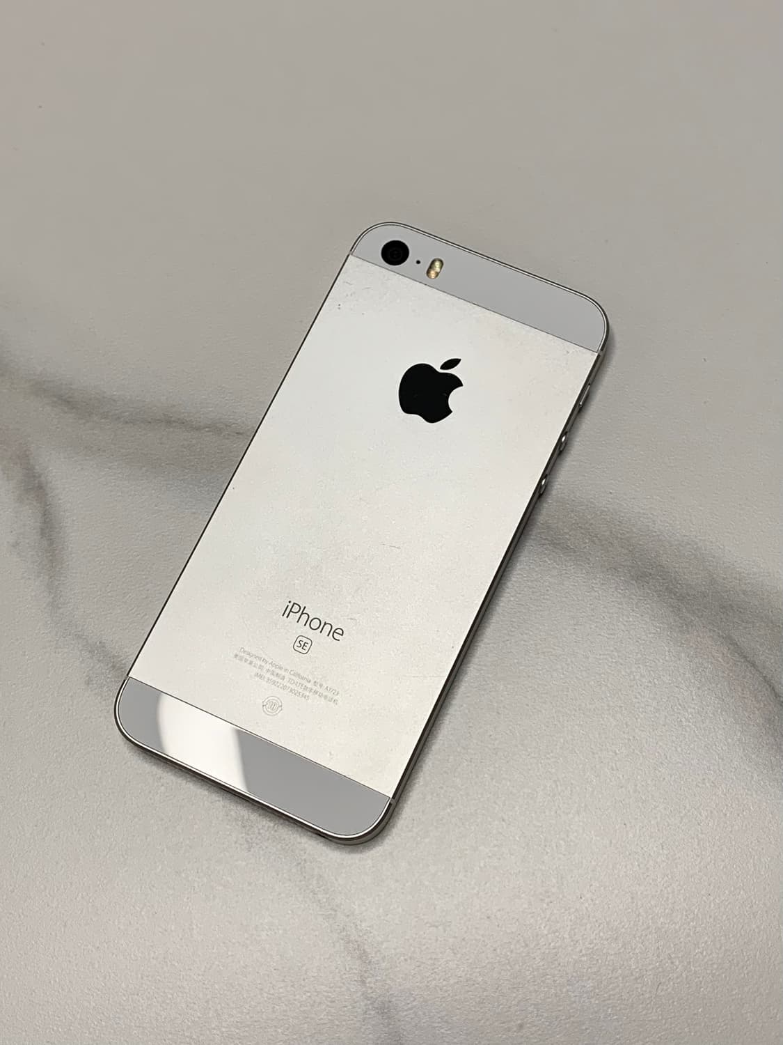 아이폰 se1 실버 상품이미지1