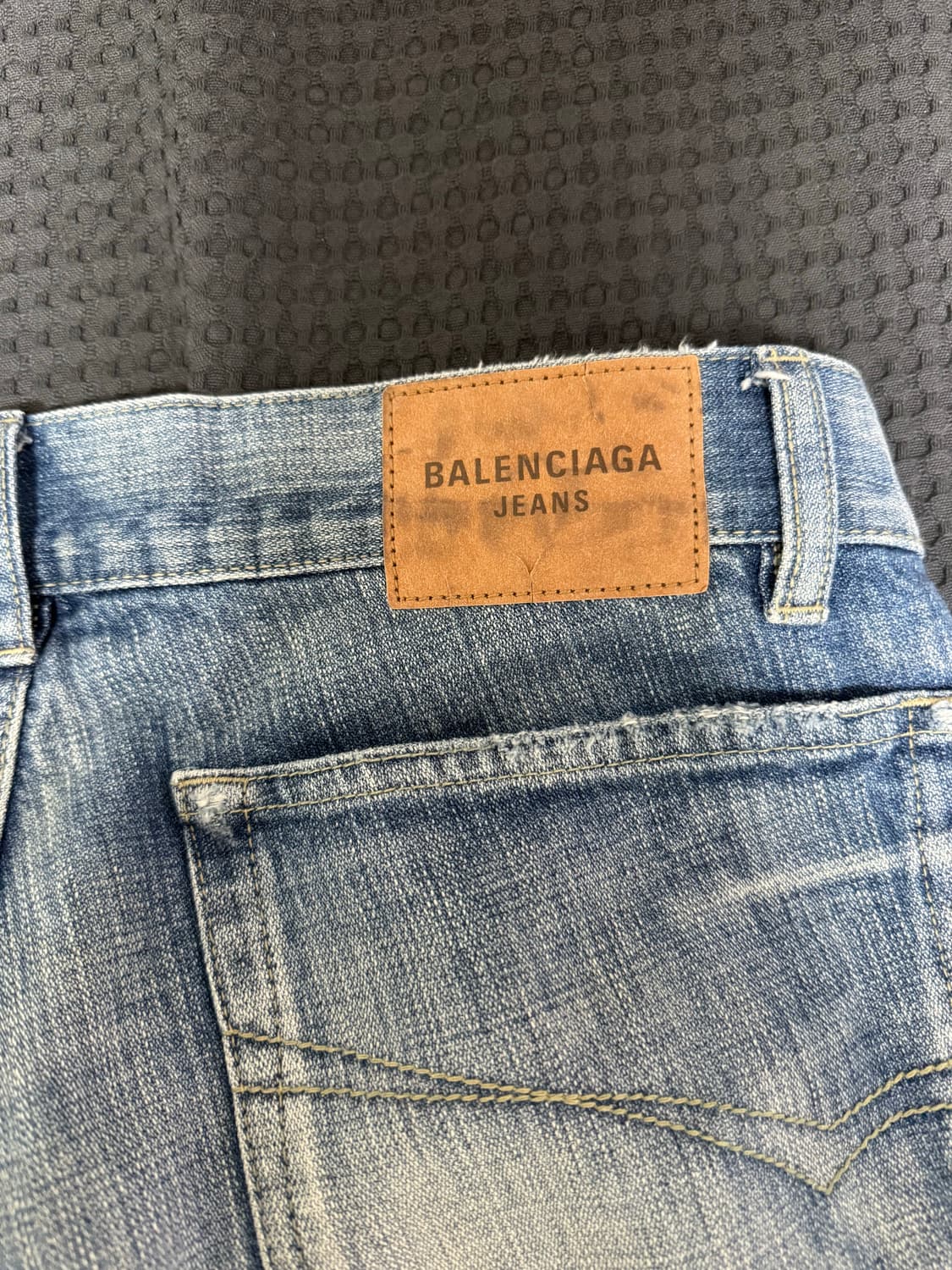 [S] 발렌시아가 로우라이즈 바이커 연청 상품이미지7