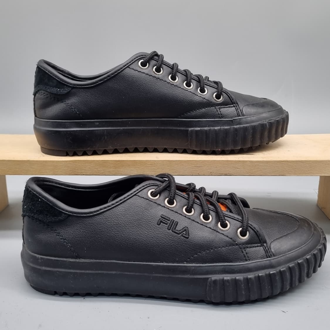 휠라 클래식 킥스 여성운동화230 상품이미지1