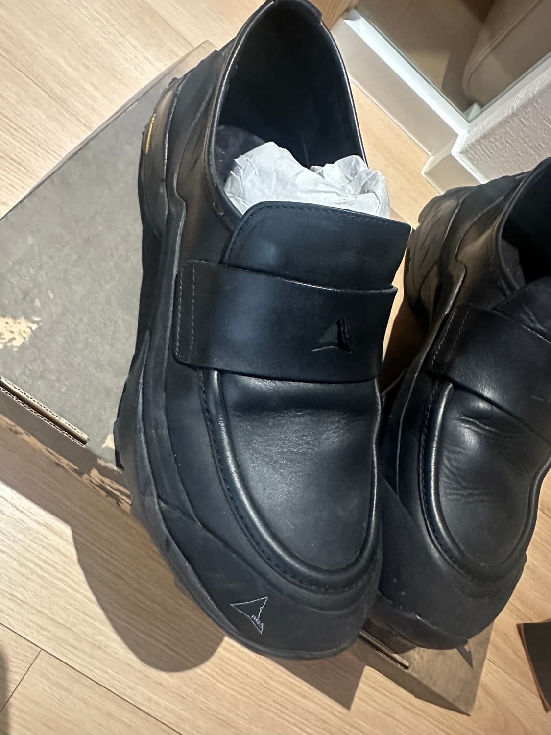 로아하이킹 로퍼 43사이즈 상품이미지1