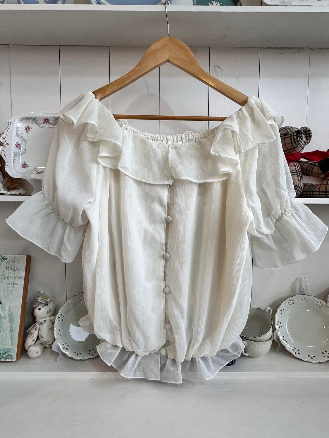 쉬폰 프릴 블라우스 화이트 퍼프 반팔 상품이미지1
