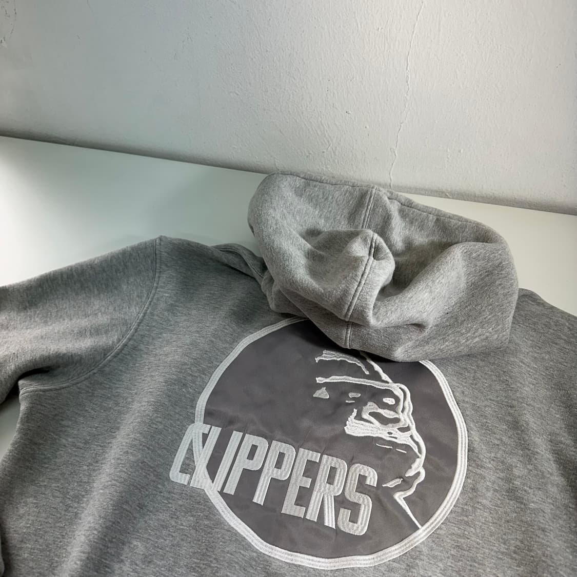 L 뉴에라 X 엑스라지 클리퍼스 그레이 백로고 후드티 상품이미지7