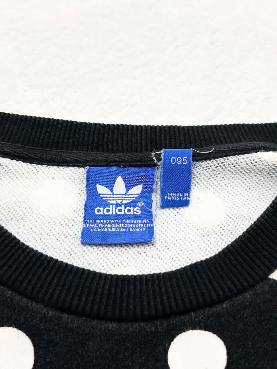 아디다스 빅로고 도트 맨투맨 상품이미지7