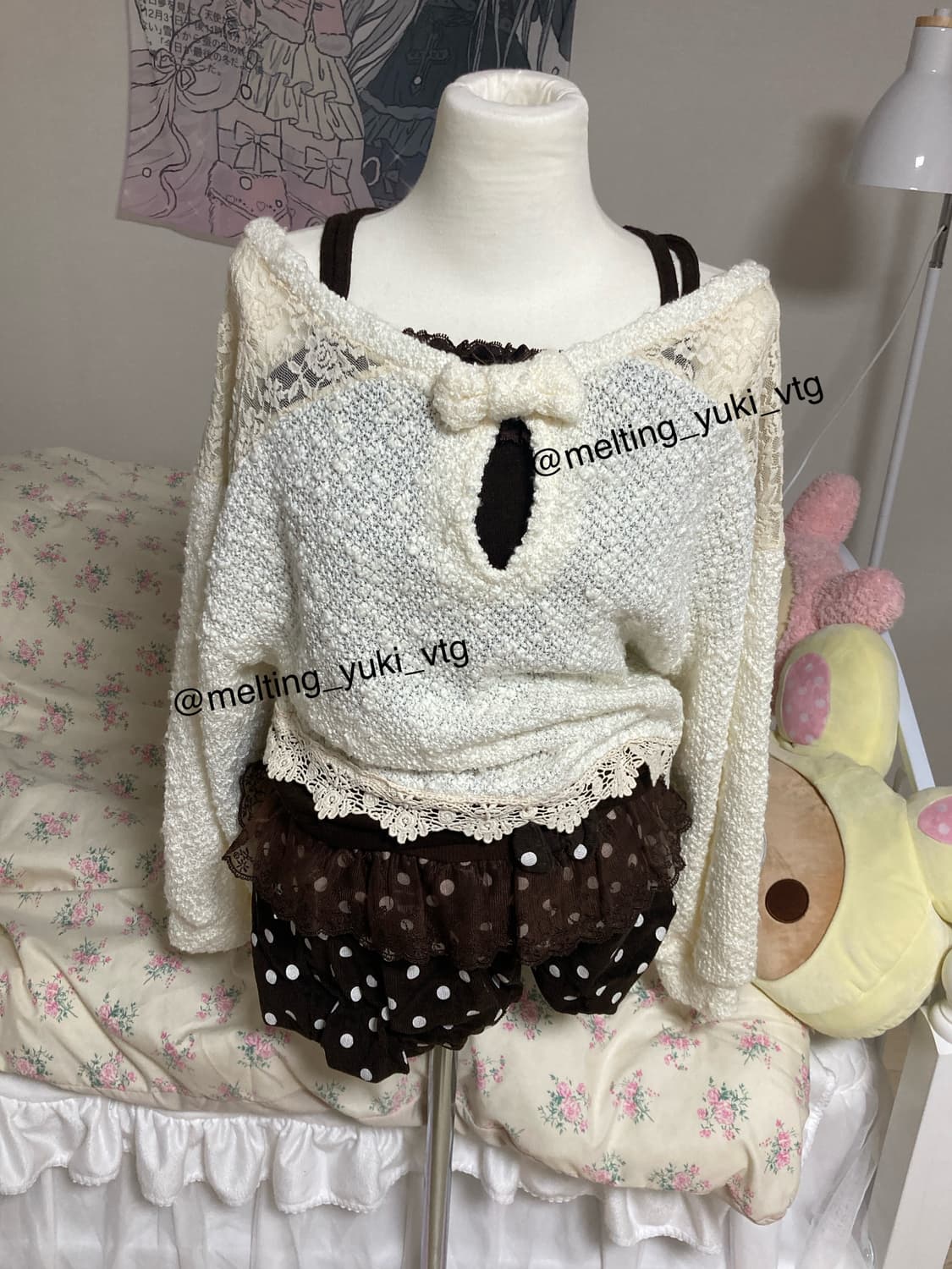 마네킹 사진 추가) 리즈리사 리본 레이스 니트 히메갸루 라떼갸루 탑 상품이미지2