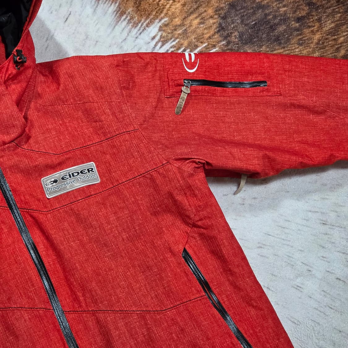 아이더 오렌지 스노우 점퍼 상품이미지3