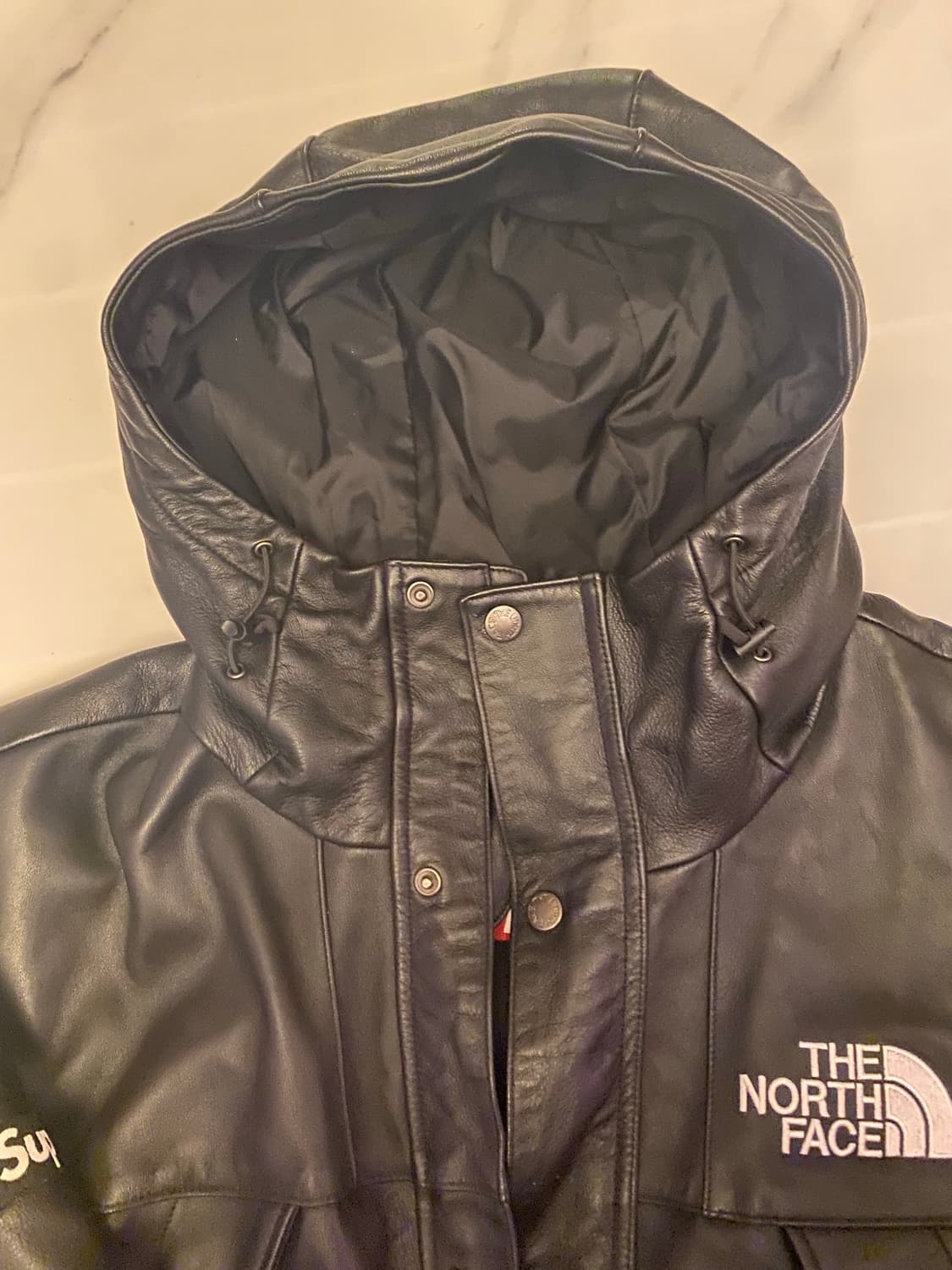 슈프림 × 더 노스페이스 리얼 레더 마운틴 하이엔드 자켓 M 블랙 상품이미지5