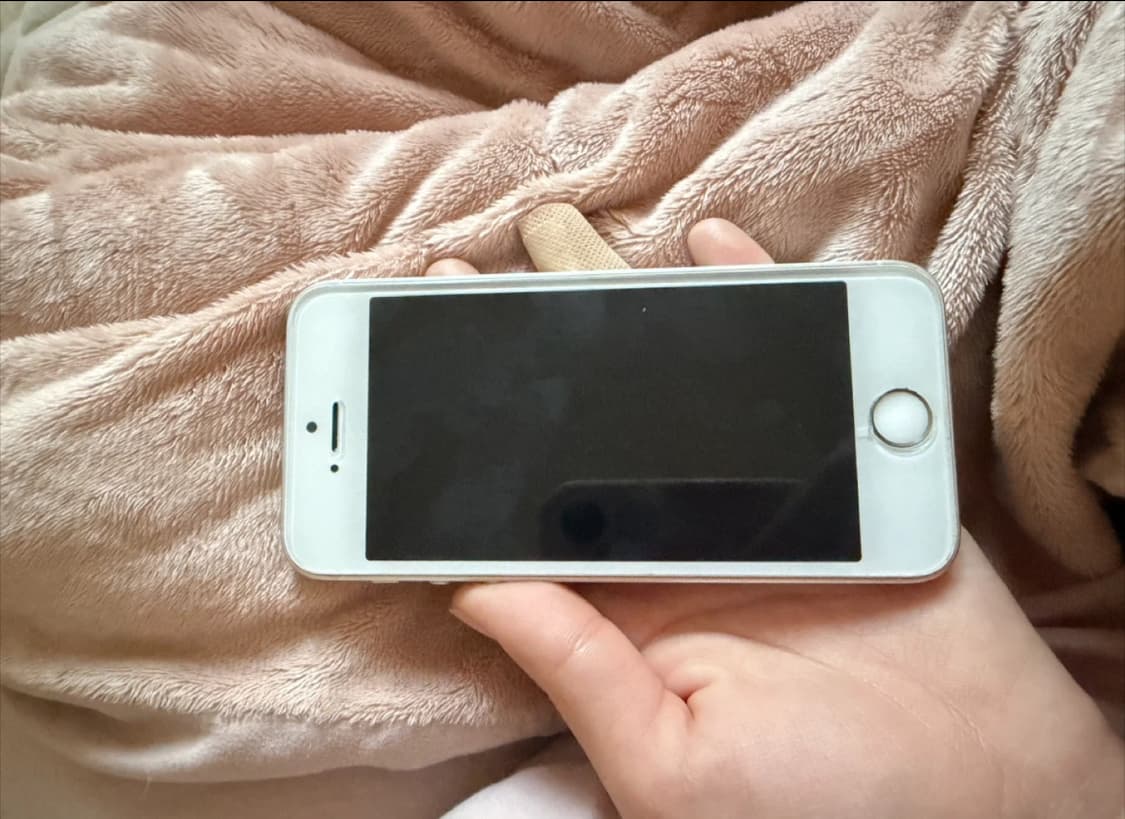 아이폰 se1 16기가 배터리성능 100% 상품이미지2