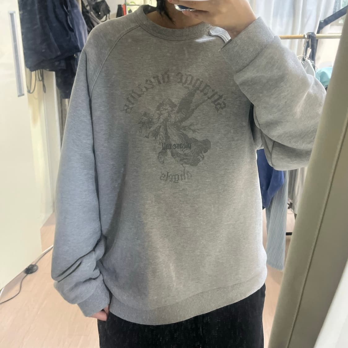 비바스튜디오 맨투맨 상품이미지1