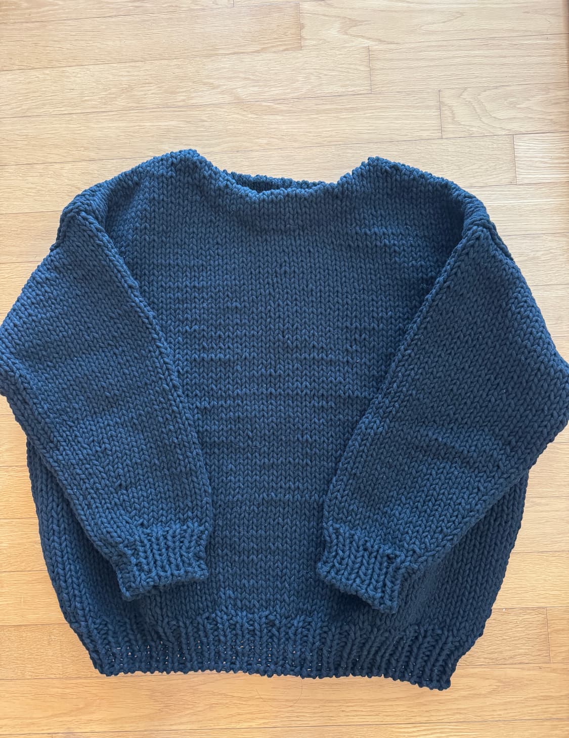 비즈빔 22aw 엠플러스 보트넥 니트 블랙 상품이미지1