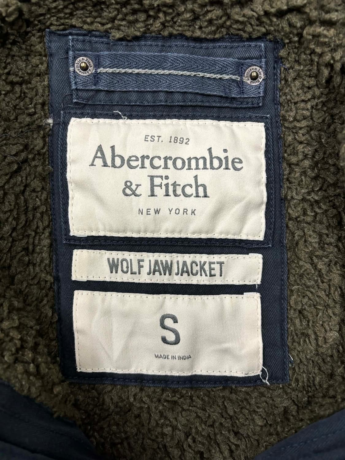 아베크롬비 y2k 울프죠 퍼 자켓 걸즈 대장급 후드집업 희귀져지(S) 상품이미지4