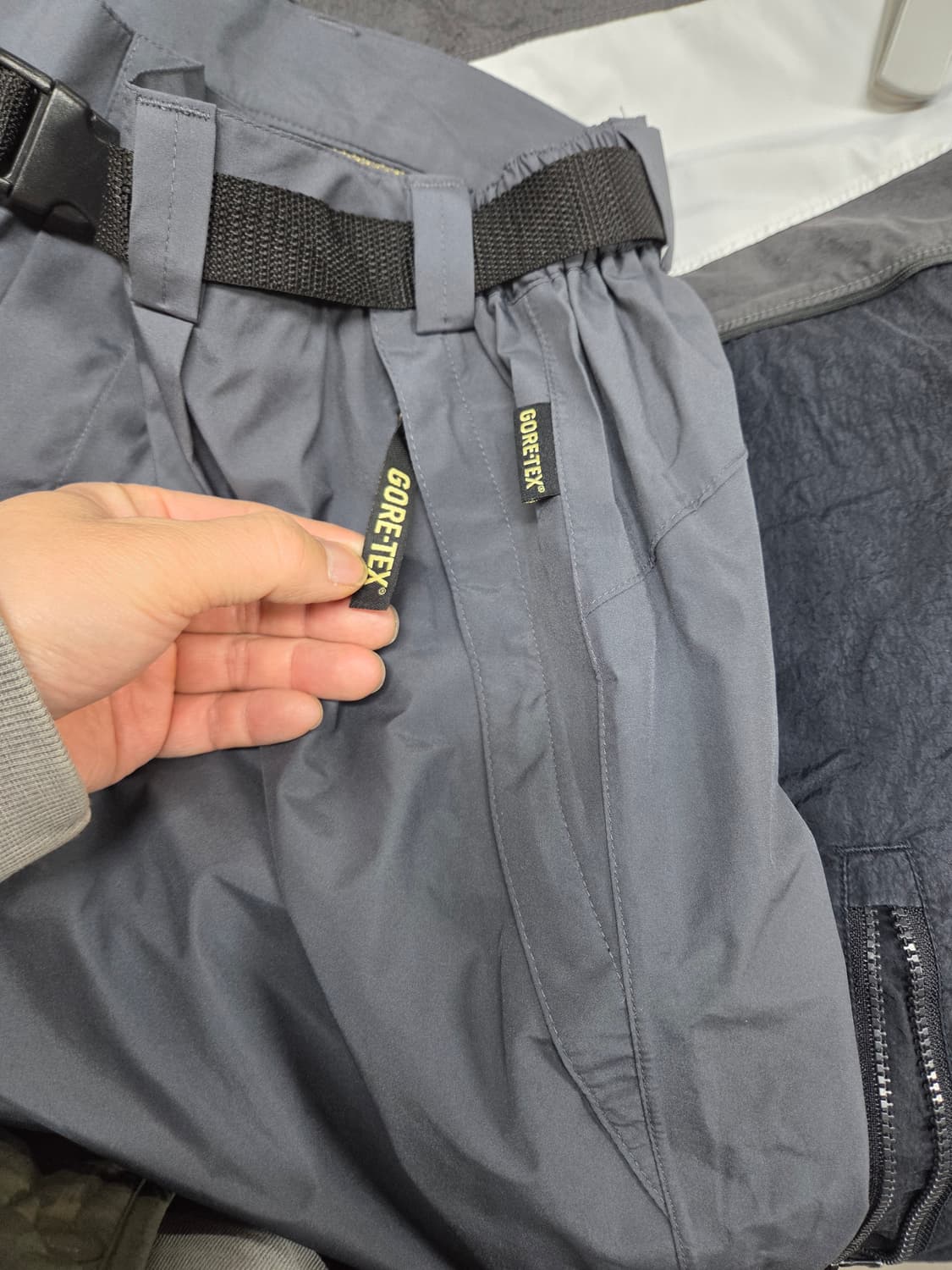 고어텍스 벨티드 팬츠 L 상품이미지4