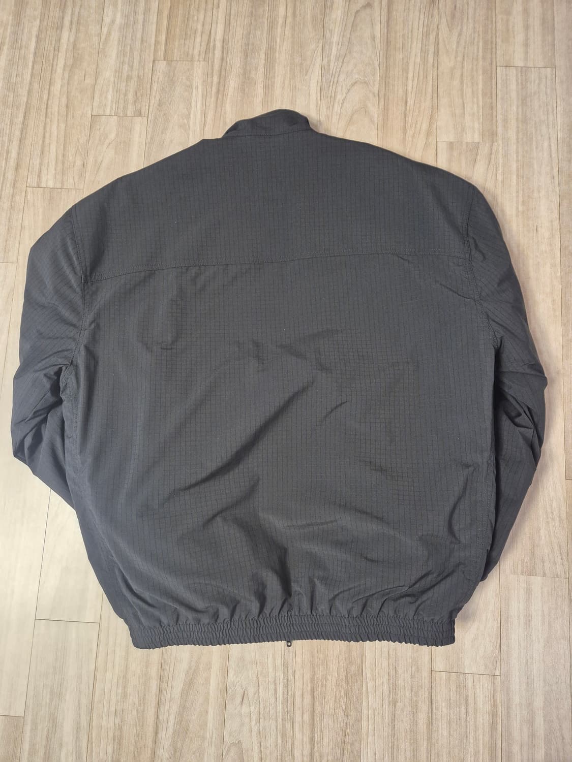 발렌시아가 유니티 윈드브레이커 상품이미지2