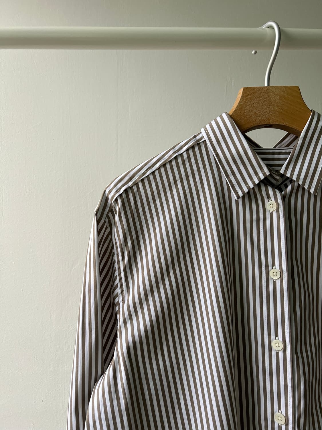 (새상품) toteme 토템 오버핏 셔츠 상품이미지2