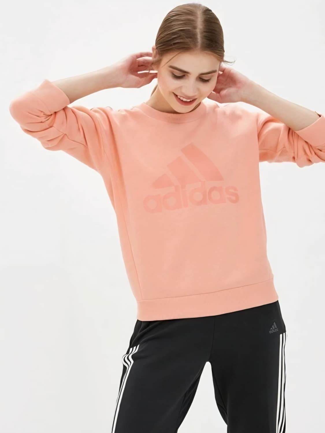 아디다스 여성 HM BOS 크루넥 기모 맨투맨 M 상품이미지1