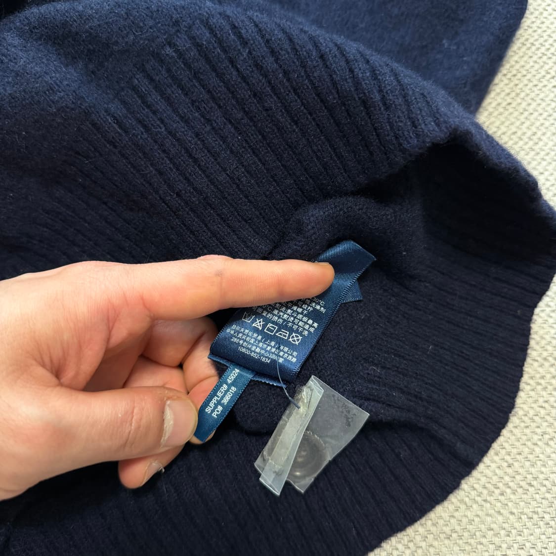 폴로 랄프로렌 니트 버튼 스웨터 상품이미지5