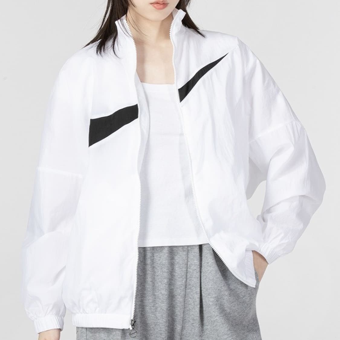 나이키 오버핏 바람막이  상품이미지2