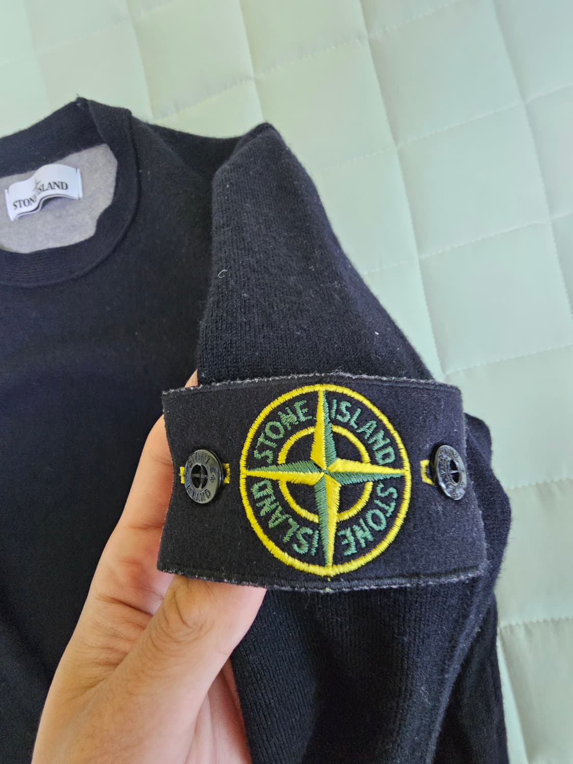 S급 스톤아일랜드 블랙 니트 급처 상품이미지3