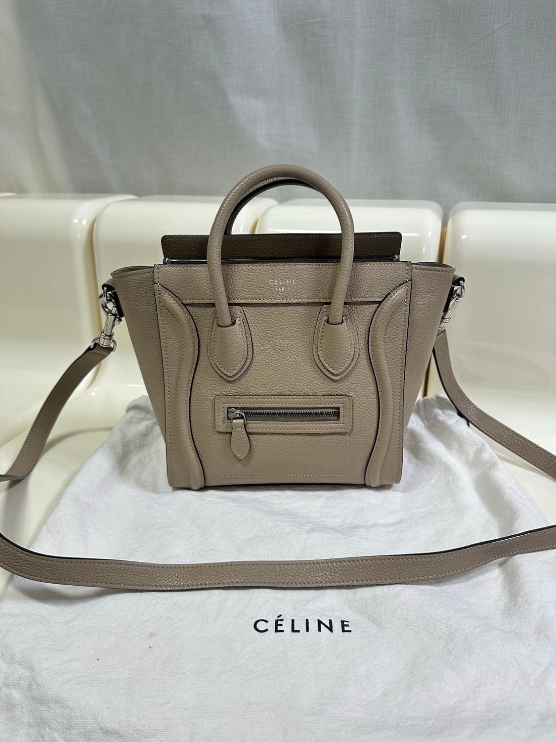 [A 정품] 셀린느 러기지백 나노 듄 상품이미지7