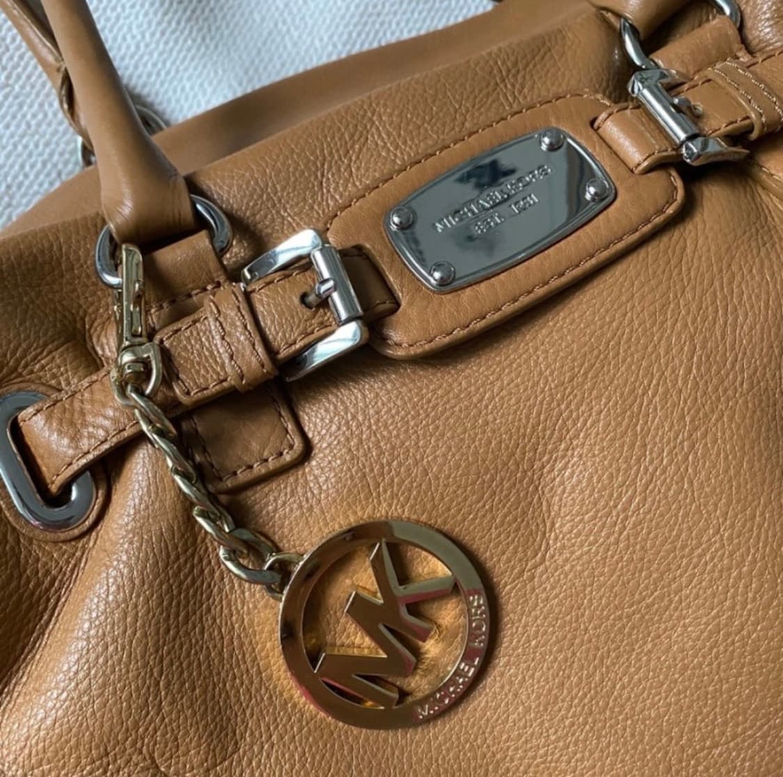 Michael kors 소가죽 빅 레더 숄더백 상품이미지4
