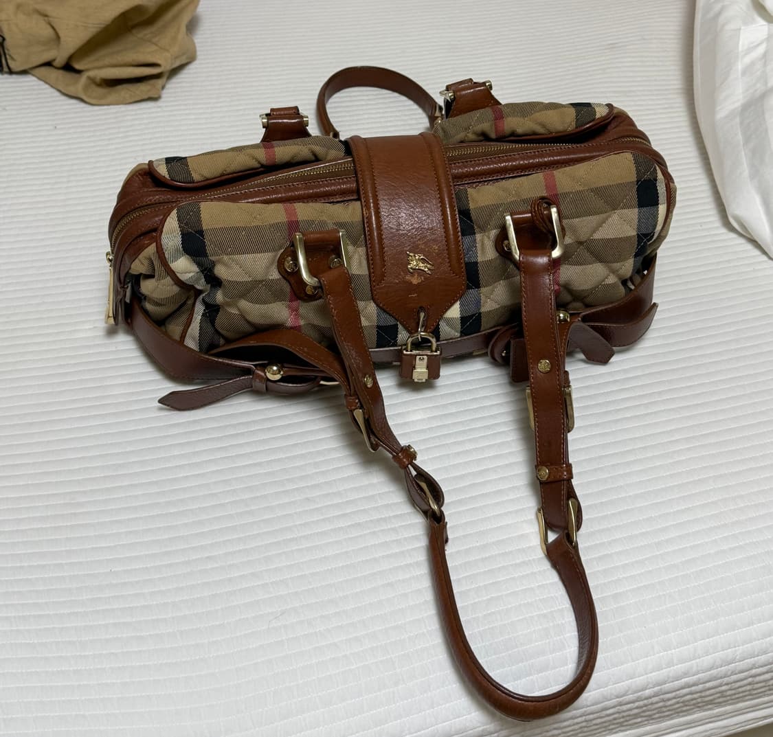 버버리 체크 토트백 정품 상품이미지1
