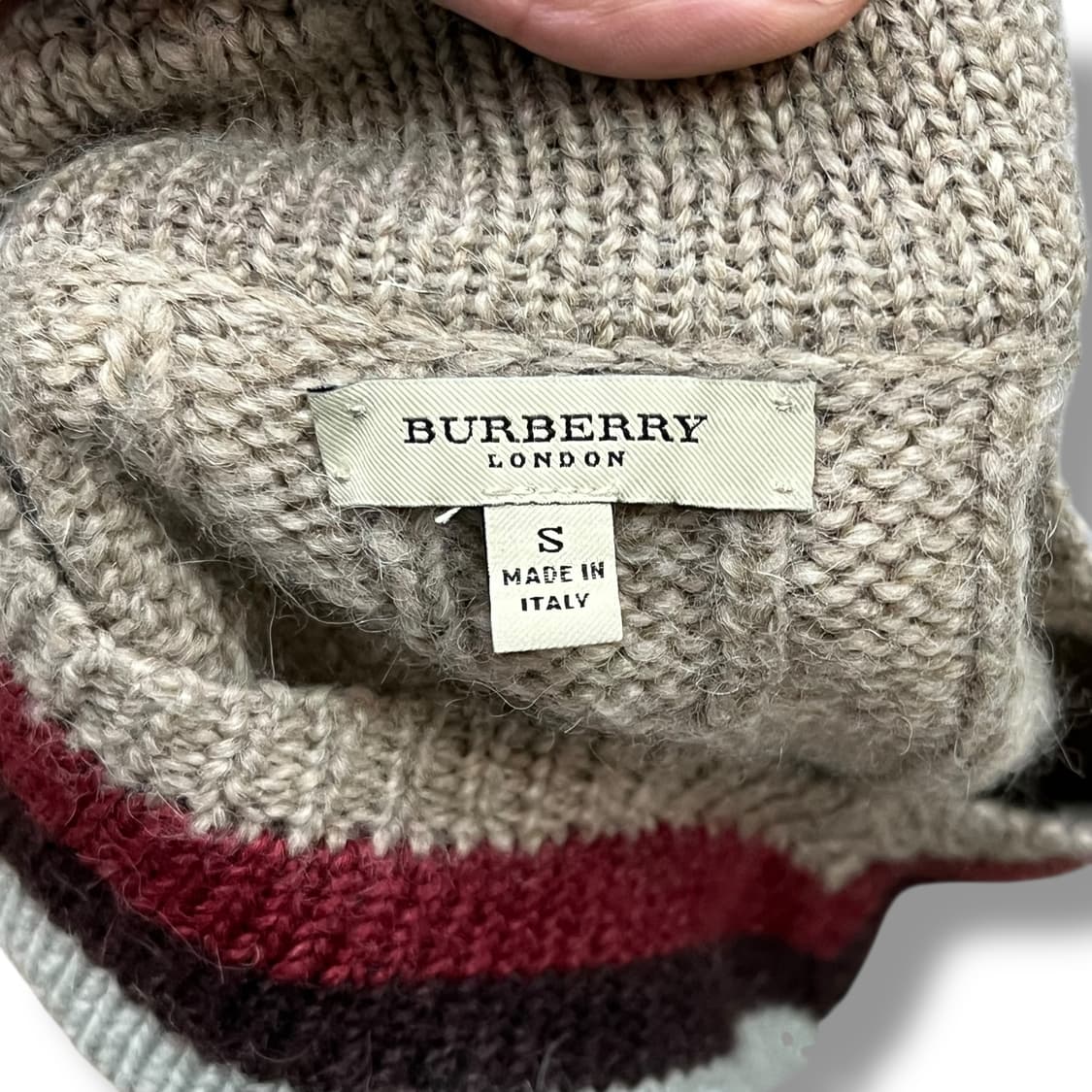 버버리 브이넥 케이블 니트 +명품감정서 y14282 상품이미지7