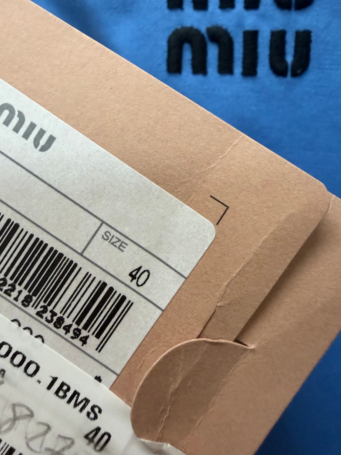 미우미우 미니멀 로고 엠브로이드 버튼 다운 자켓 ( 100~105 ) 상품이미지5