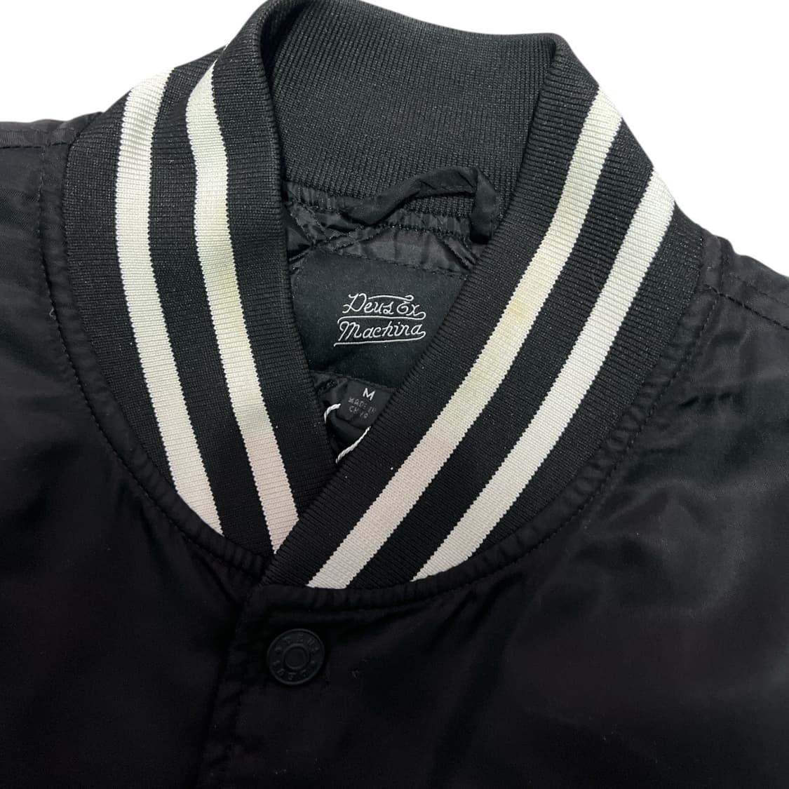 데우스 엑스 마키나 레터링 바시티 자켓 상품이미지3