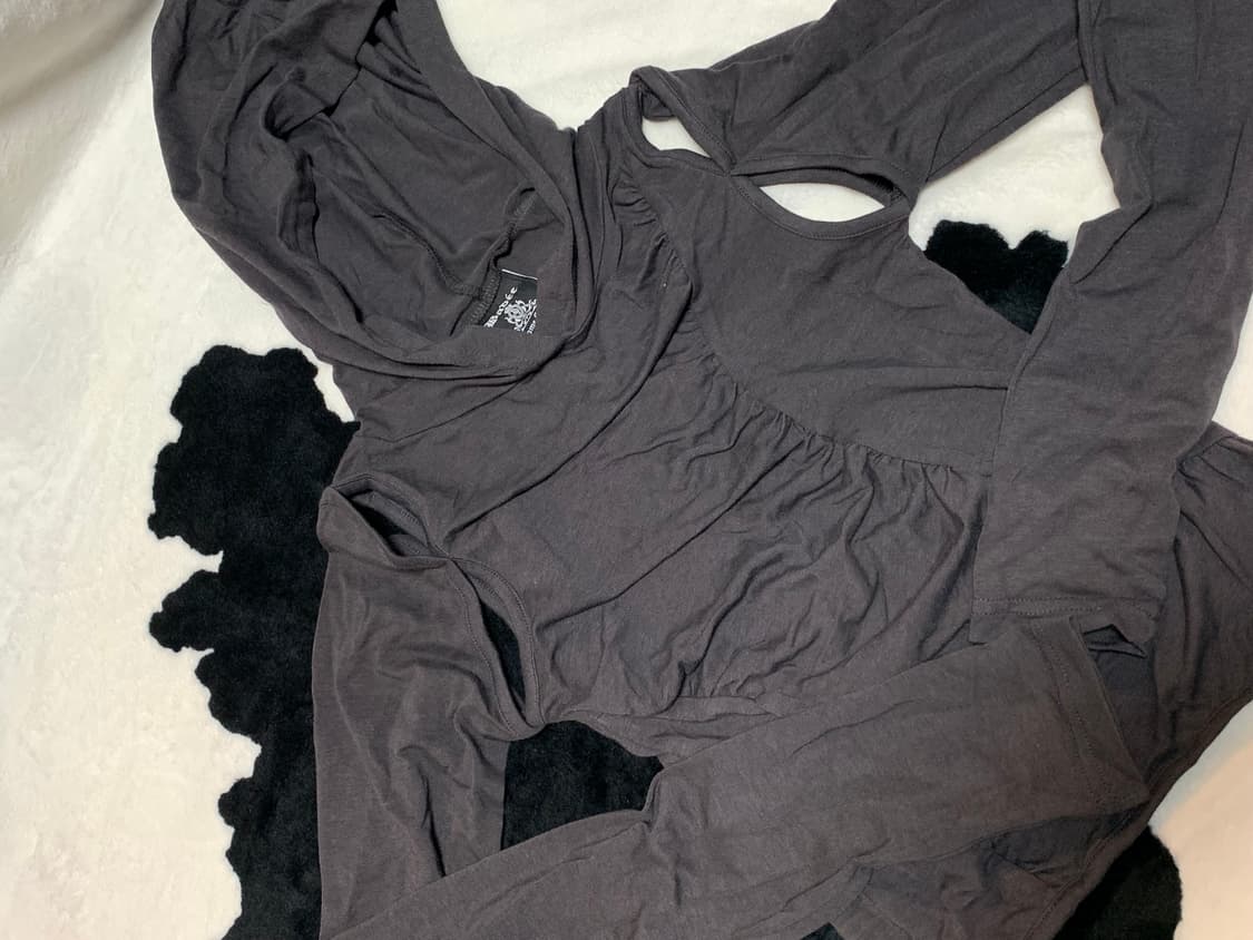 배디 컷아웃 셔링 후드 상품이미지4