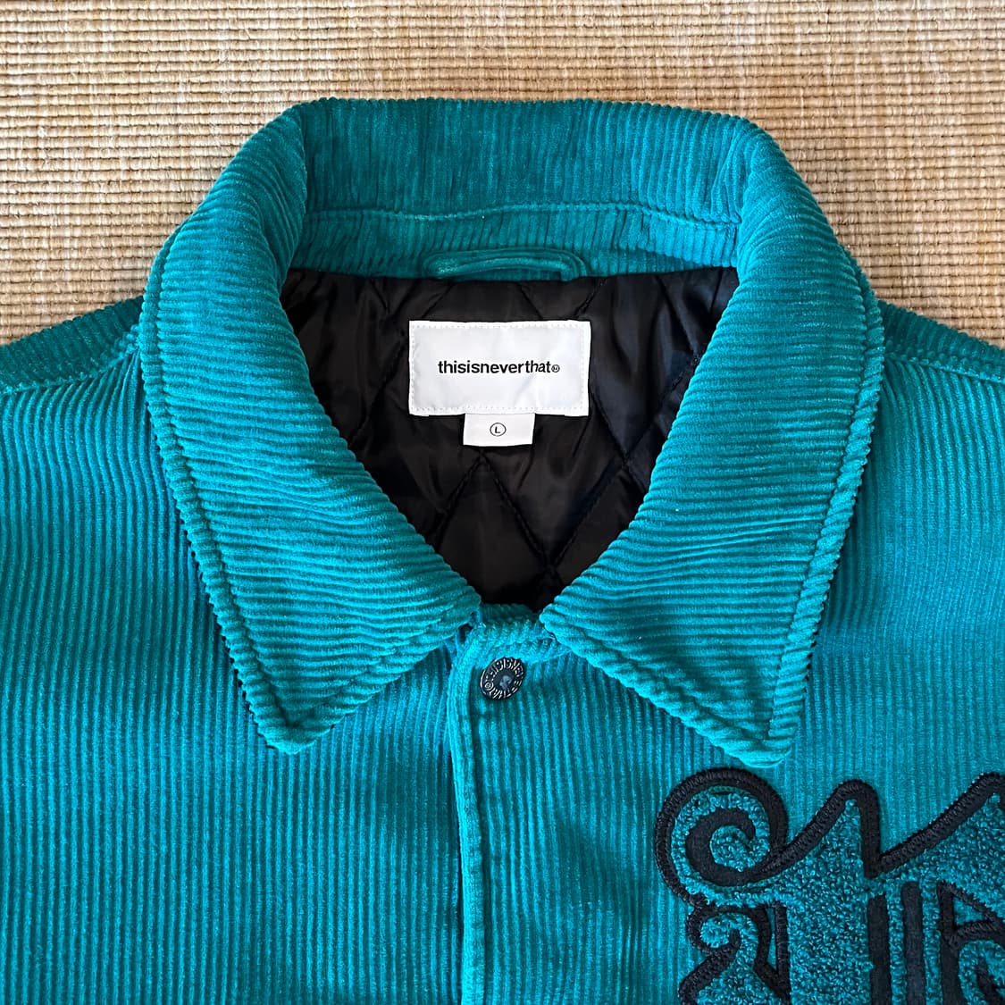 디스이즈네버댓 코듀로이 바시티 자켓 그린 상품이미지3