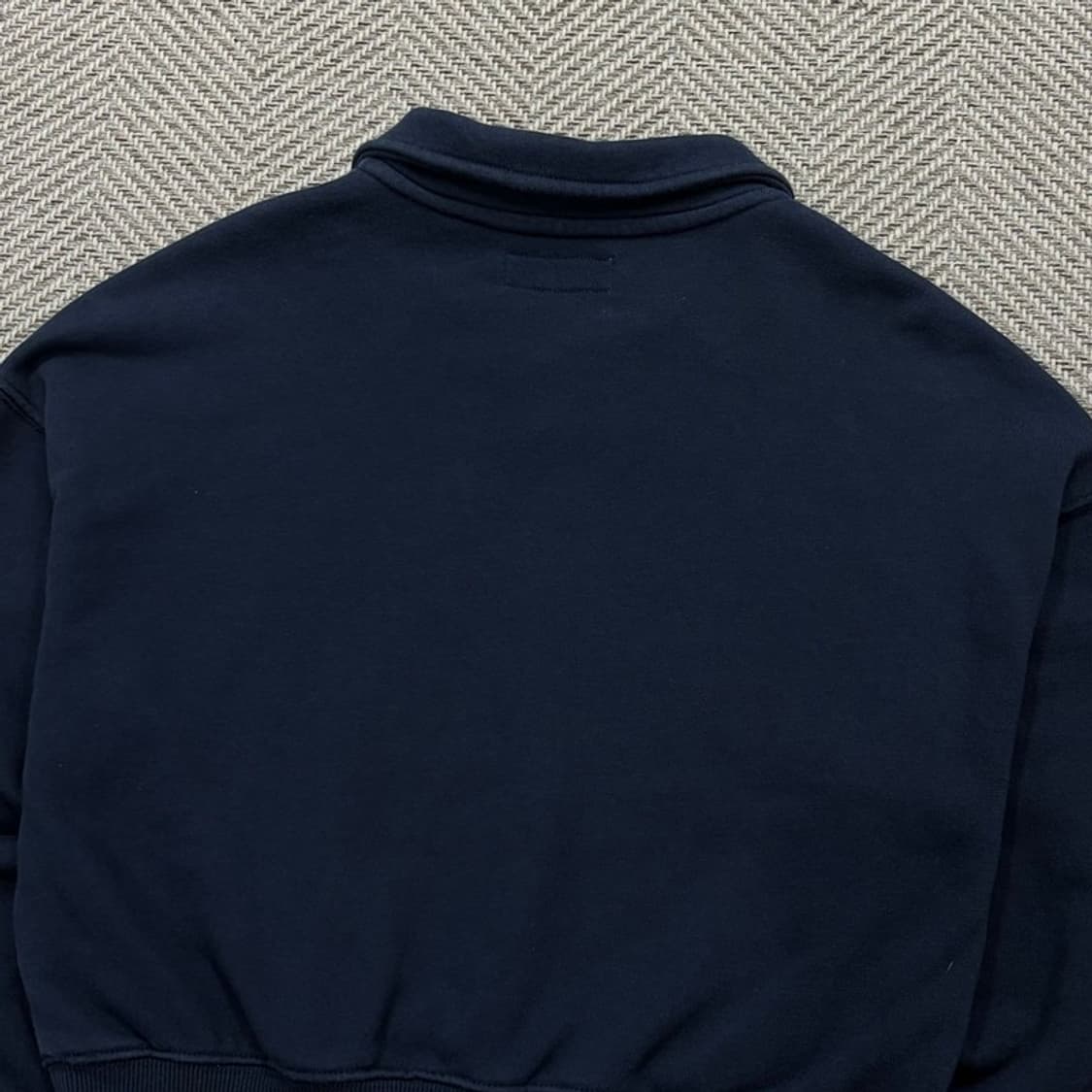 키르시 체리 자수 크롭 카라 맨투맨 v2112 상품이미지4