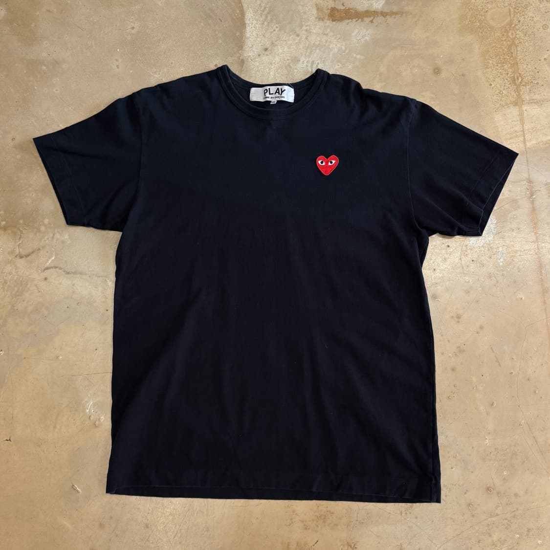 XXL 꼼데가르송 레드 와펜 반팔티셔츠 상품이미지2