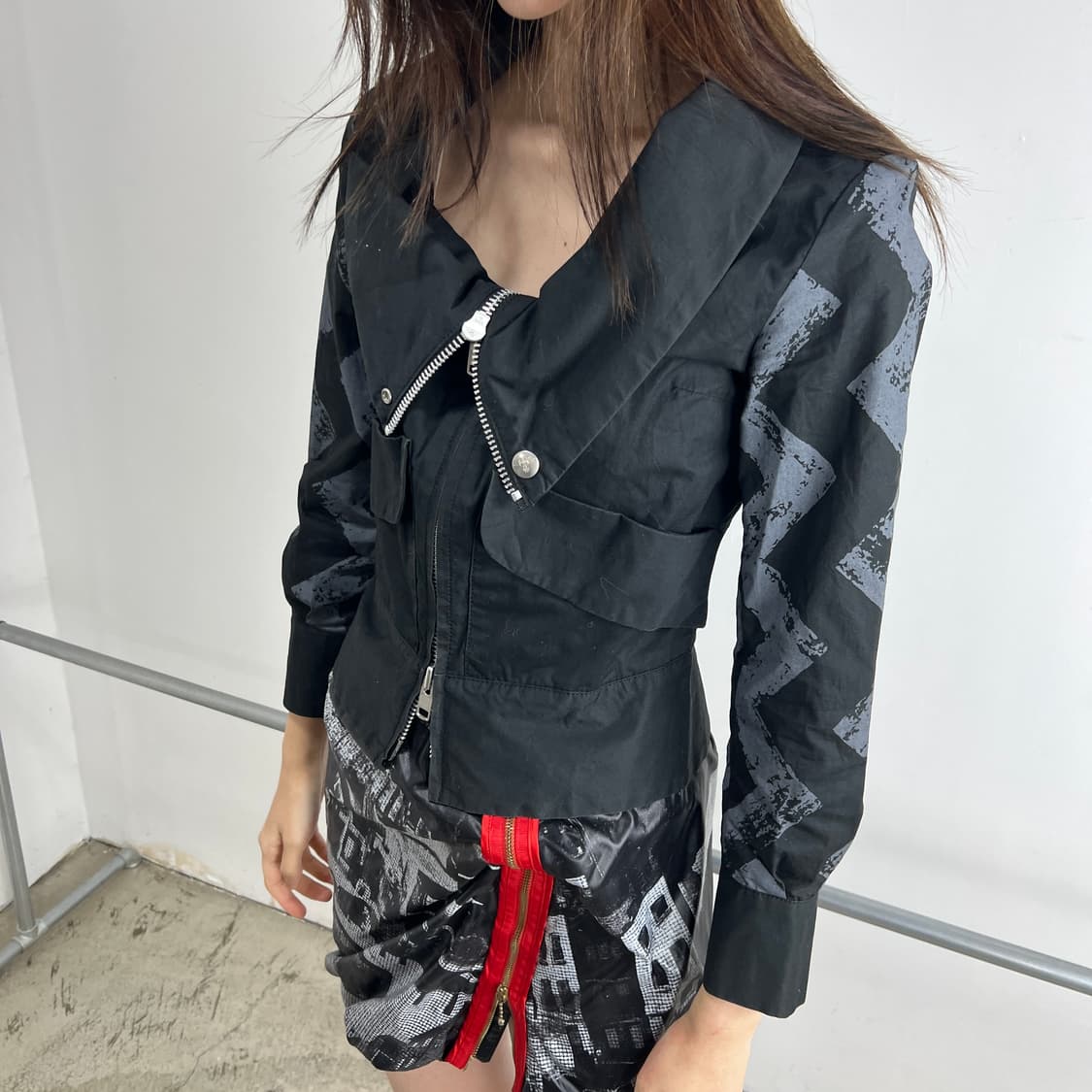 비비안웨스트우드 레드 라벨 하이넥 집업 자켓 상품이미지6