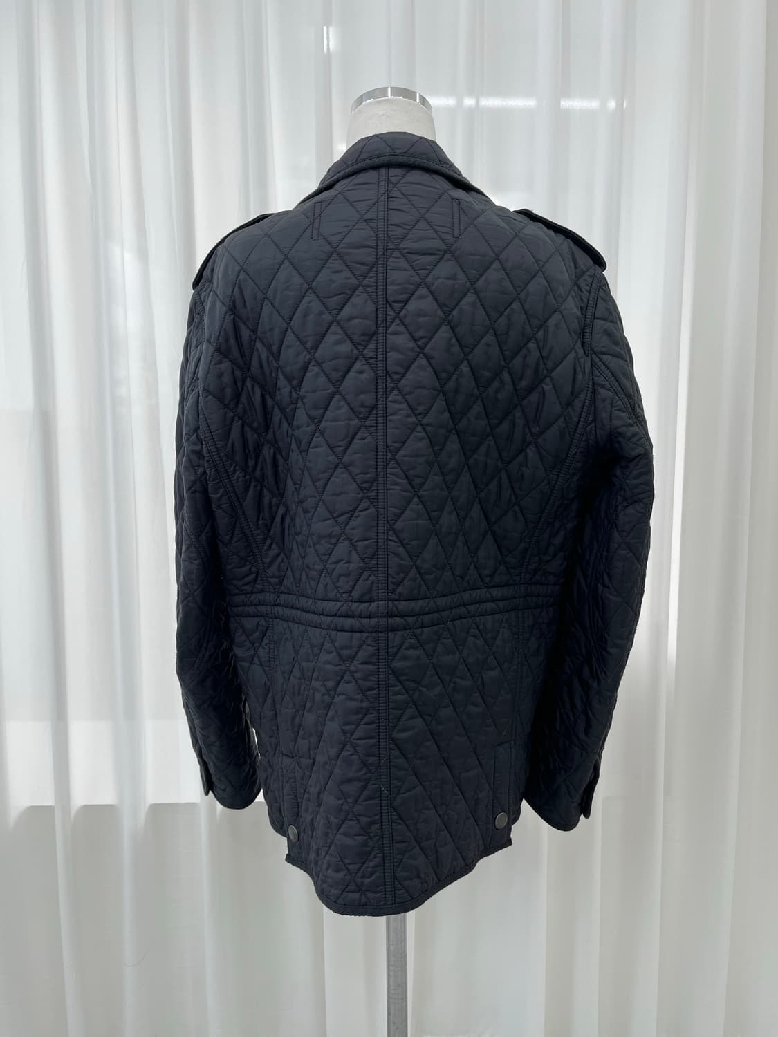 버버리 브릿 블랙 퀼팅 자켓 S 상품이미지2