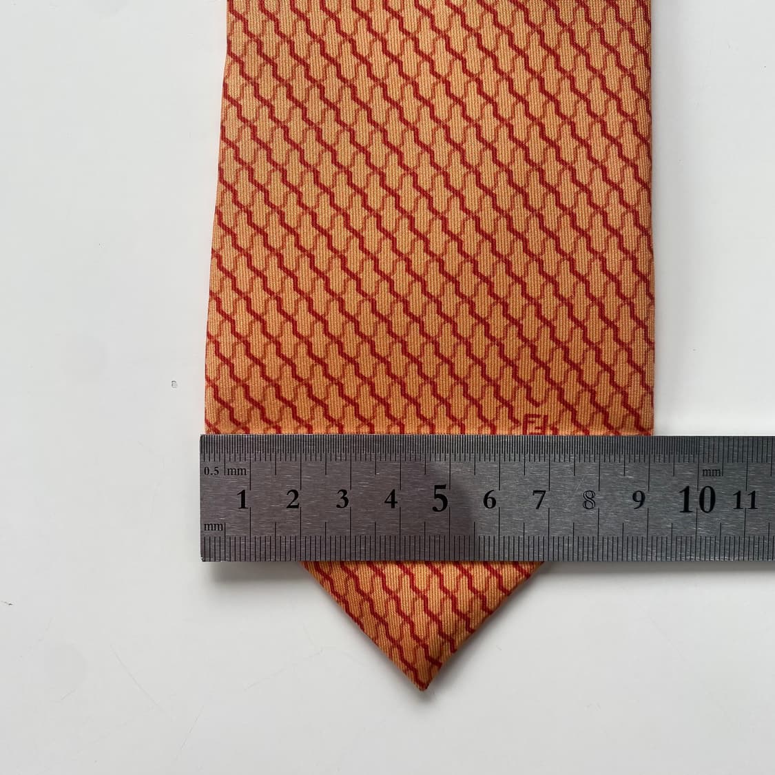 새상품급 펜디(FENDI) 심플로고 명품 정품 넥타이 상품이미지7