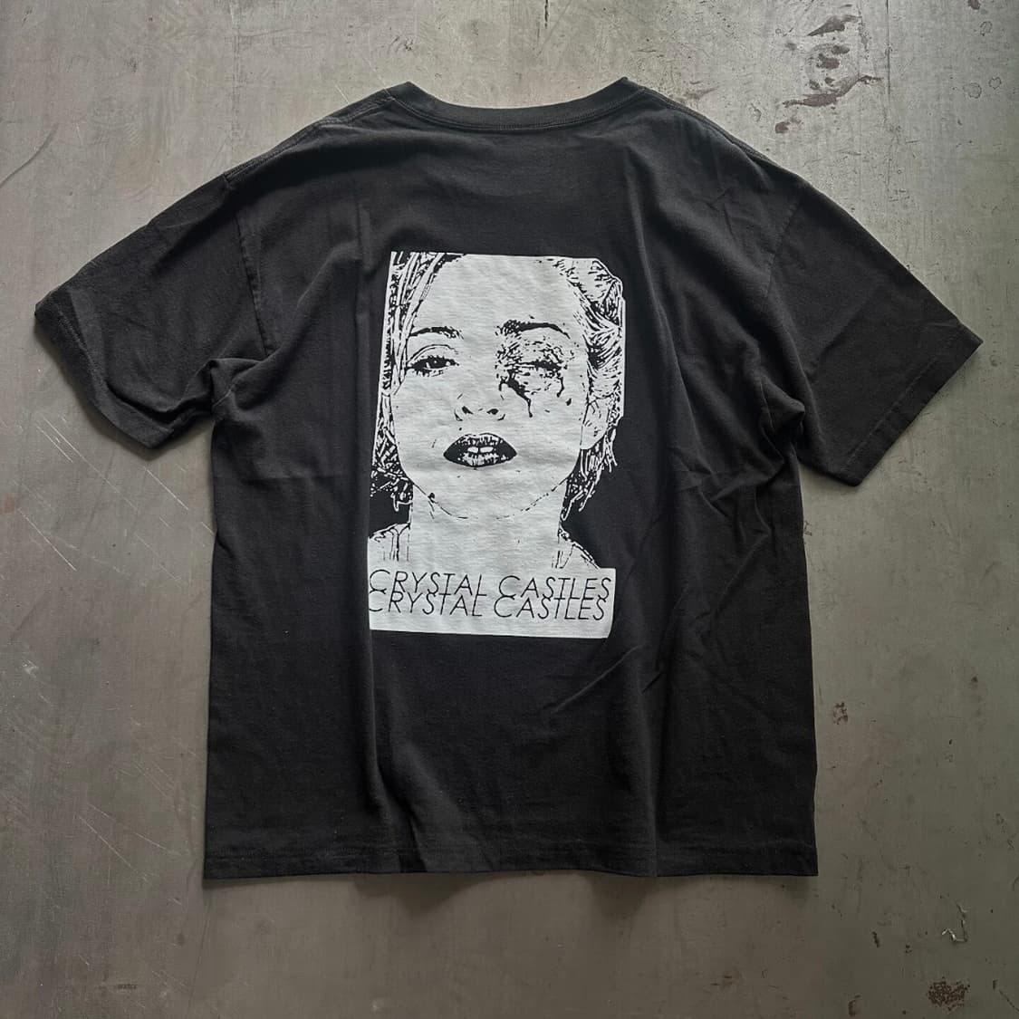 빈티지 00s Crystal Castles 티셔츠 상품이미지3