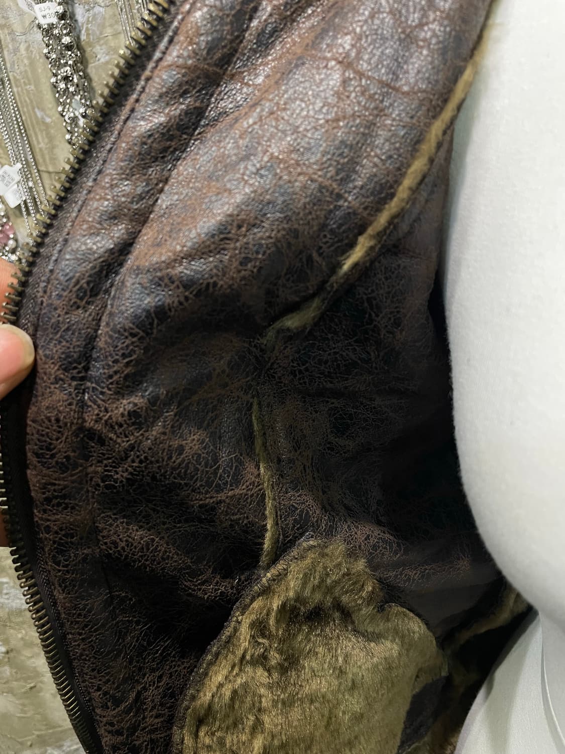 Brown fur mustang 상품이미지6