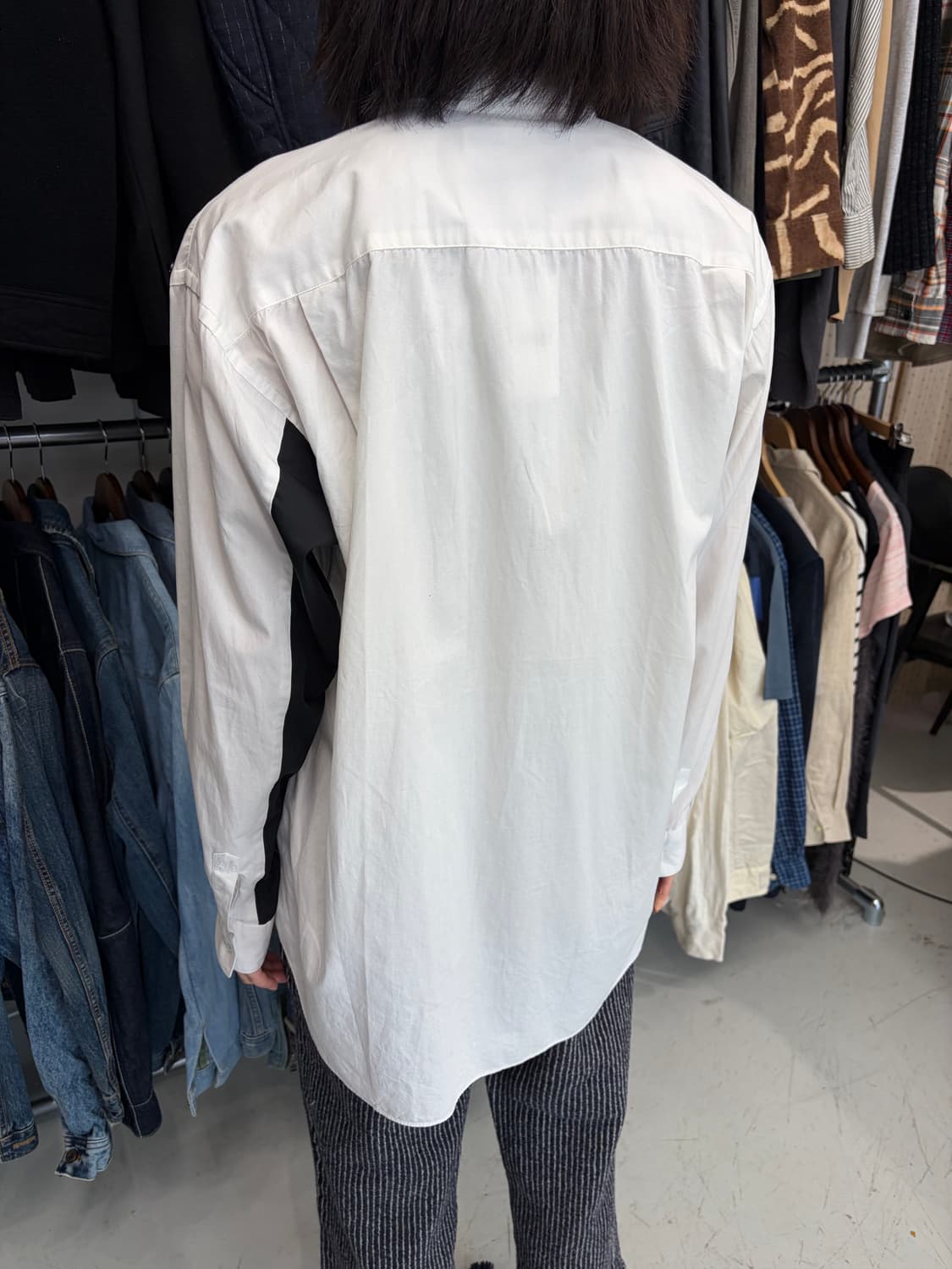 Comme des Garçons Shirt 블랙 그래픽 패턴 셔츠  상품이미지2