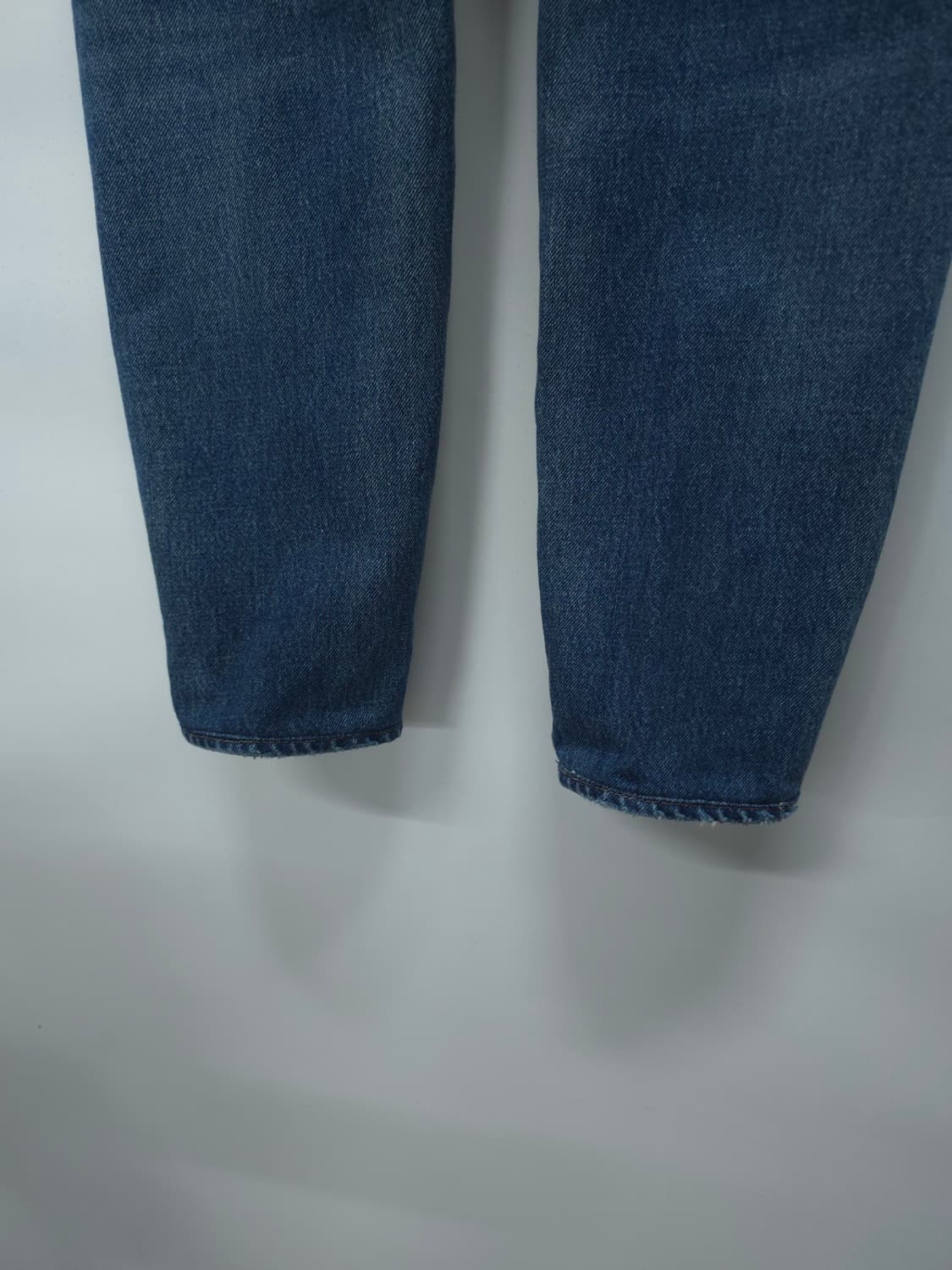 리바이스 여성 512 슬림 테이퍼드 중청 데미지진(28) 상품이미지8