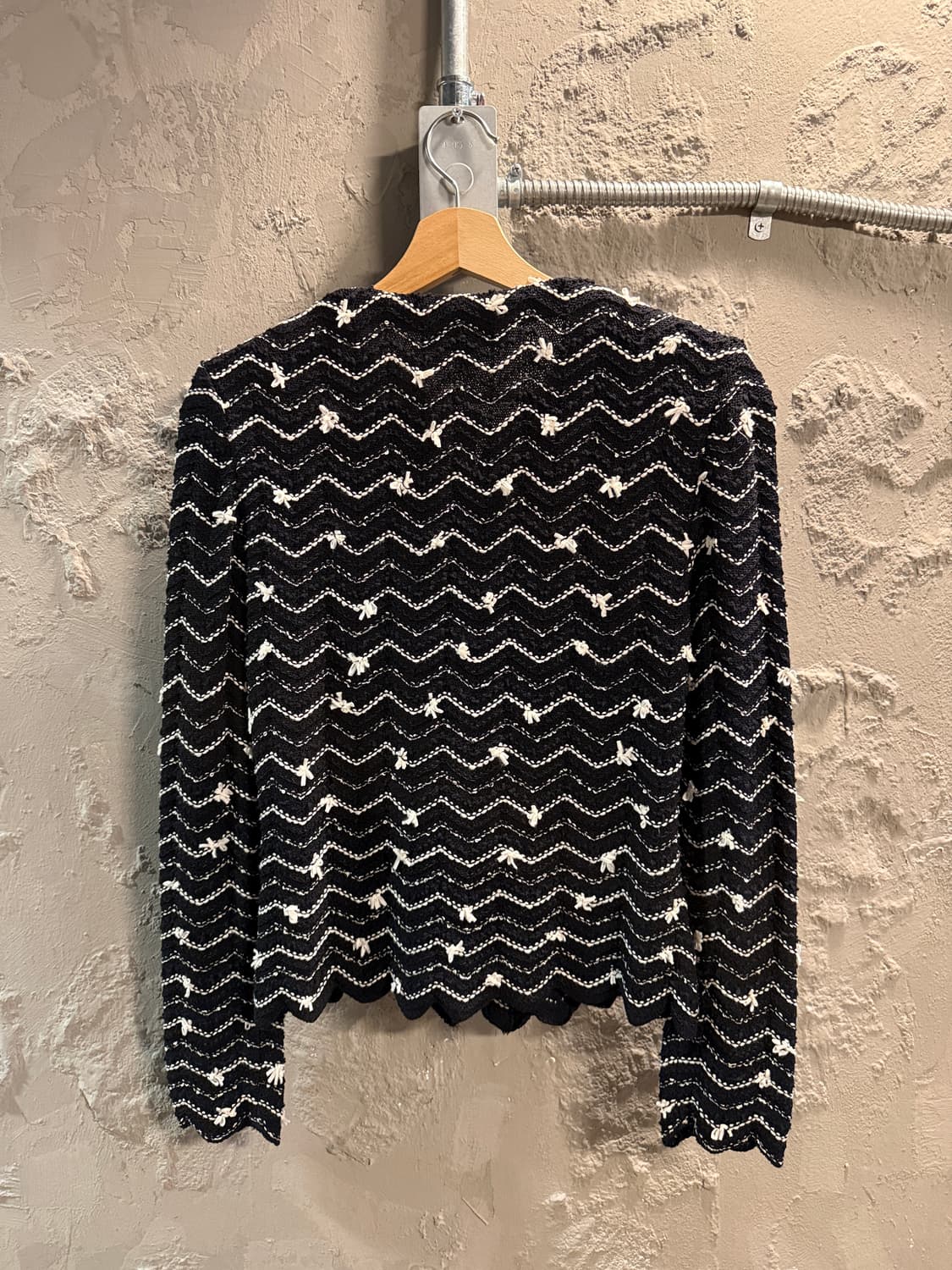 세인트존 컬렉션 웨이브 니트 가디건 4 상품이미지3