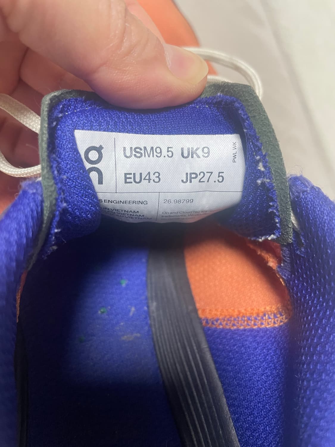 온러닝 클라우드노바 폼 275 상품이미지8