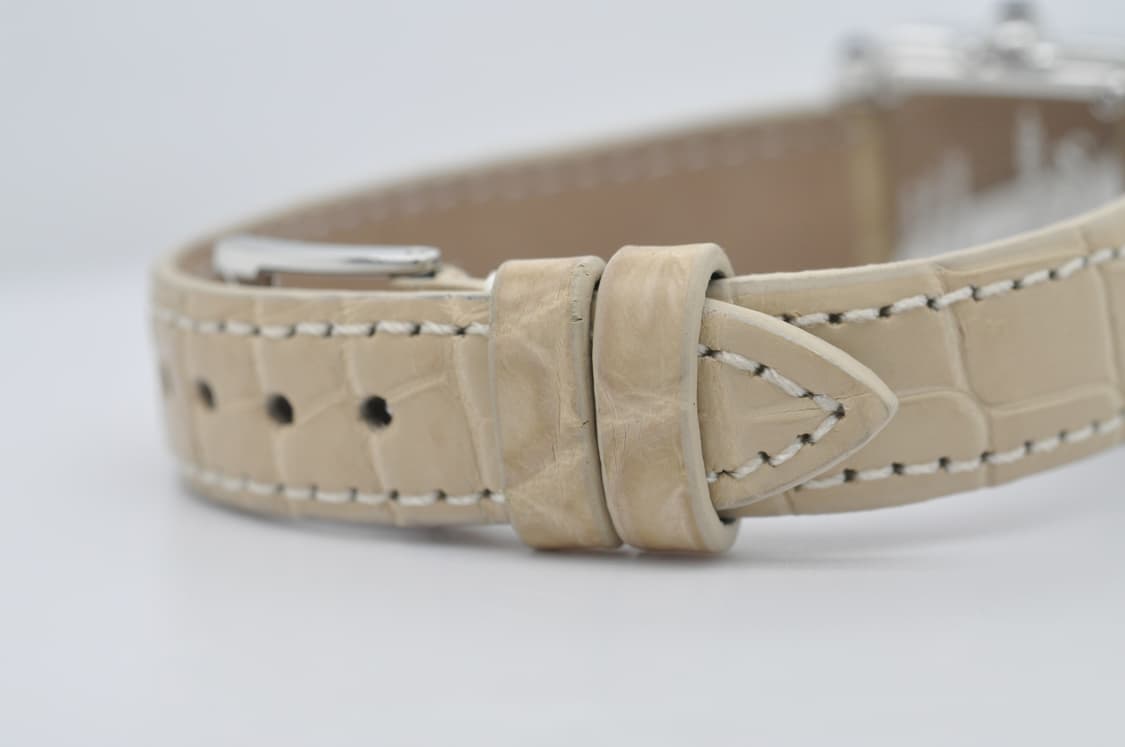 쇼파드 Chopard
해피스포츠 스퀘어 무빙 다이아몬드 중고명품 손목시계 상품이미지8