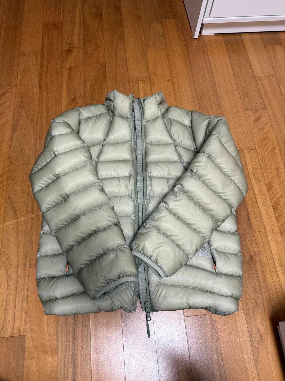 썬러브 fly down light 자켓 카키 경량패딩 상품이미지1