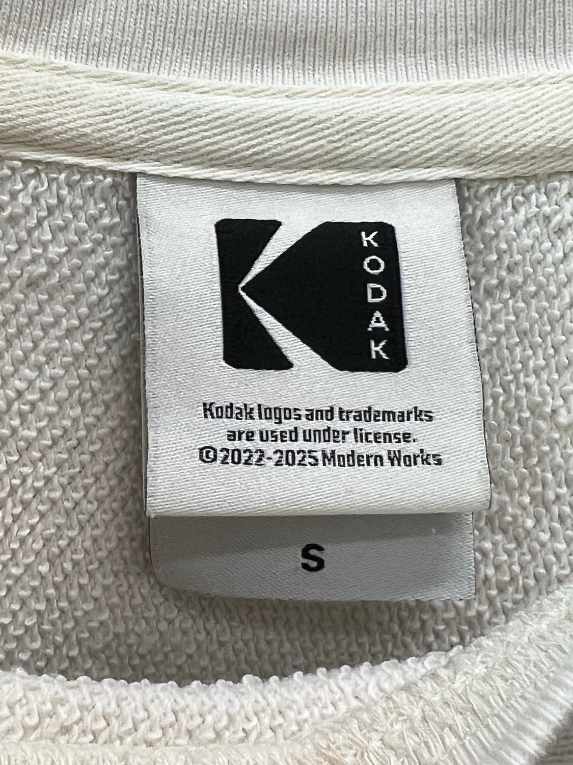 코닥 자수로고 맨투맨 아이보리/그린 상품이미지4