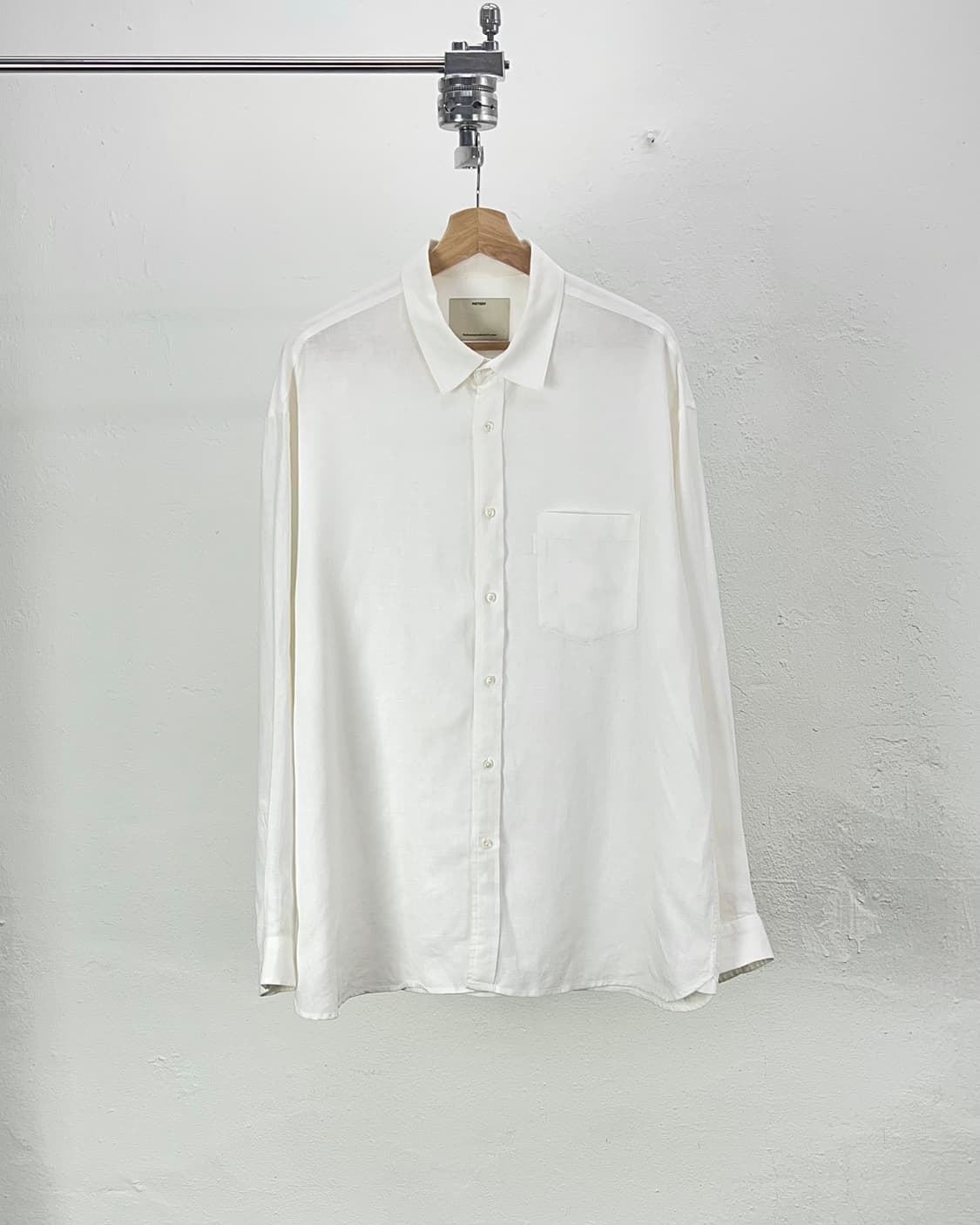 포터리 아이보리 베이직 리넨 원 포켓 셔츠 상품이미지1